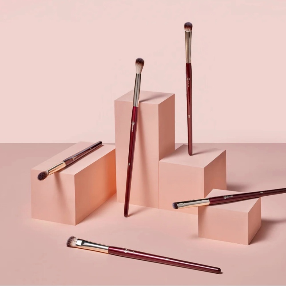 BK BEAUTY Essential Collection Eye Brush 5-Piece Set NIBđź”– - Picture 7 of 8